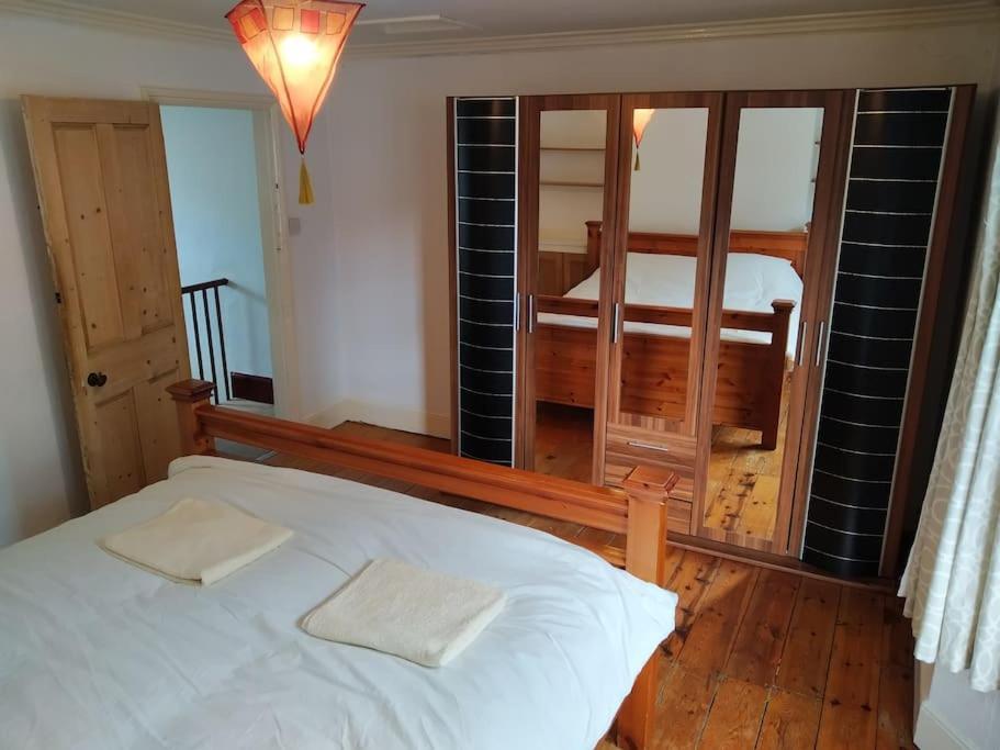 Spacious 2 Bed Maisonette Near Town, That Sleeps 6 Brighton ภายนอก รูปภาพ